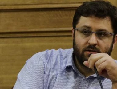 Zαχαριάδης για Novartis: Προσπαθούν με επικοινωνιακά τεχνάσματα να πουν ότι τους την έχουμε στημένη